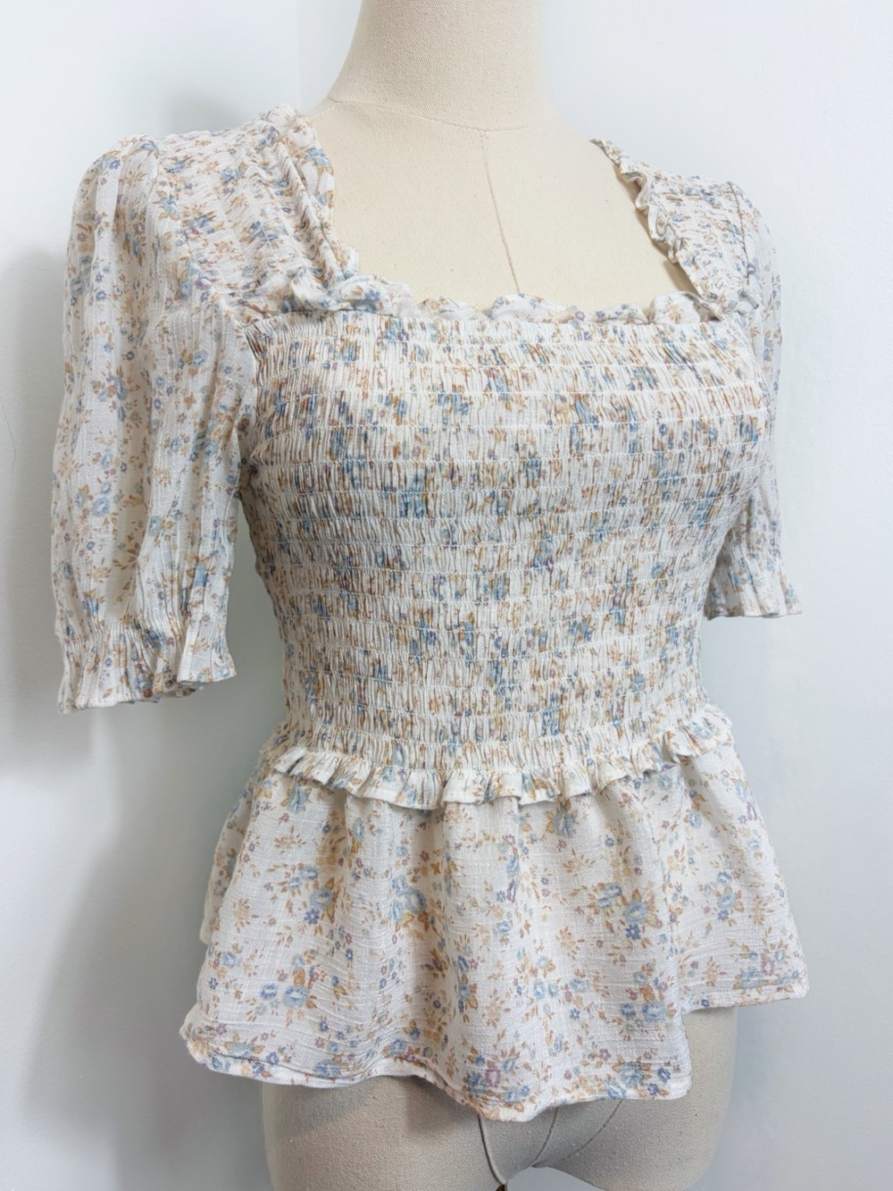 E&M Smocked Floral Cropped Cottagecore Top
